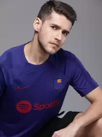Men Slim Fit Football T-shirt