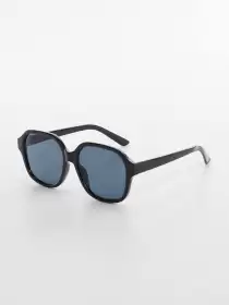 Women Oversized Sunglasses with UV Protected Lens