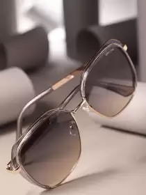 Women Square Sunglasses with UV Protected Lens