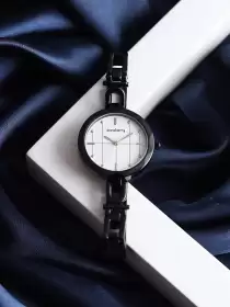 Women Analogue Watch