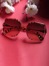 Women Square Sunglasses with UV Protected Lens