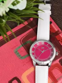 Women Leather Strap Watch