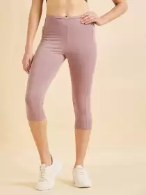 Women Mid-Rise Sports Capris