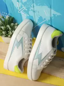 Women Textured Sneakers