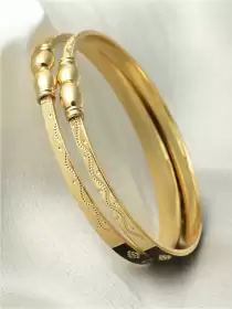 Women 2 Brass Handcrafted Gold-Plated Kada Bracelet