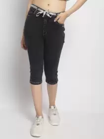 Women Skinny Fit Capris