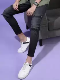 Men Tapered Fit Jeans