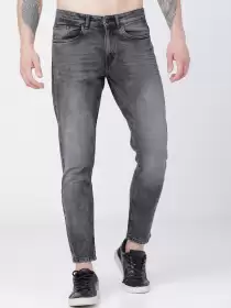 Men Tapered Fit Jeans
