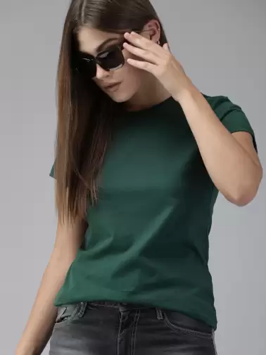 Solid Round Neck T-shirt - image 2