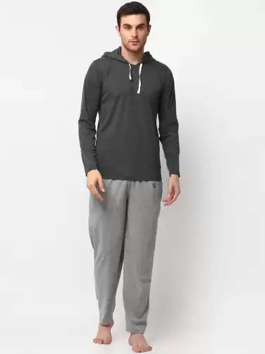 Men Solid Night suit - image 2