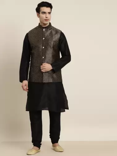 Men Solid Kurta Set - image 2