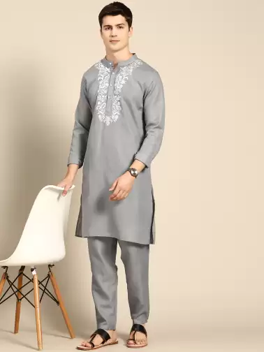 Men Yoke Design Kurta with Pyjamas - image 2