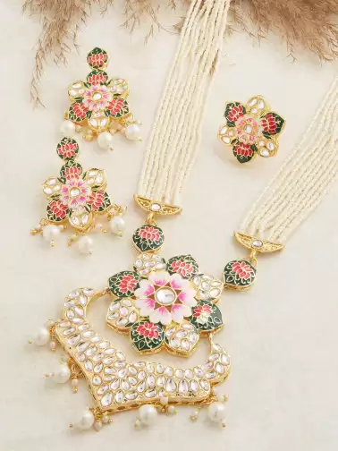 Women Gold Plated Kundan Studded Jewellery Set - image 2