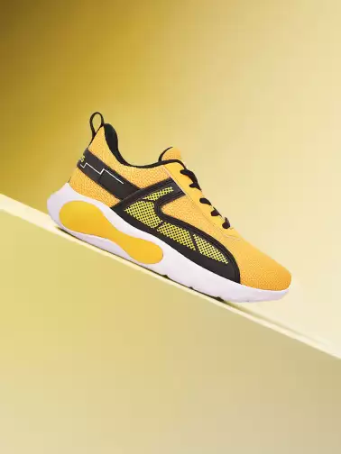 Unisex Kids Running Shoes - image 2