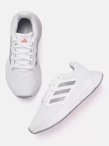 Women Woven Galaxy 6 Run Shoes - image 2