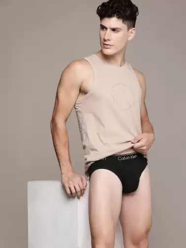 Men Solid Knitted Basic Briefs - image 2