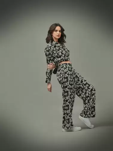 Women Loose Fit Trousers - image 2