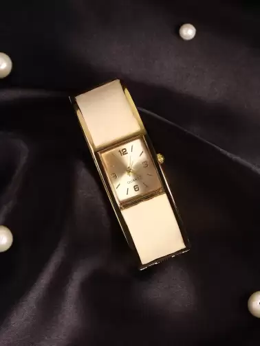 Women Analogue Watch - image 2