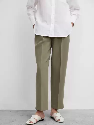 Women Carrot Pleated Trousers - image 2
