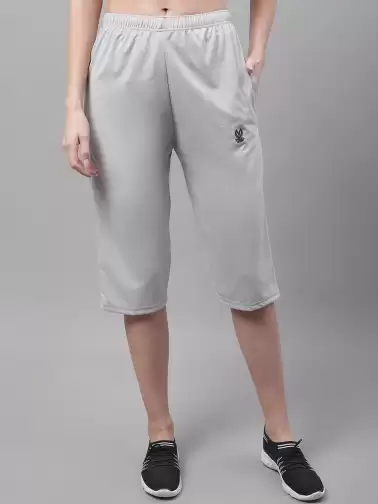 Women Solid Cotton Capris - image 2