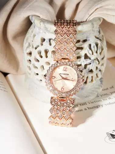 Women Stainless Steel Straps Watch - image 2