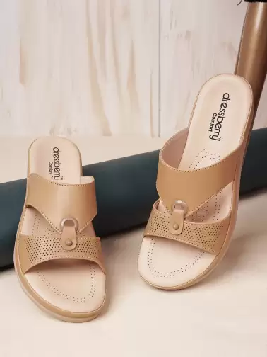Women Textured Open Toe Flats - image 2