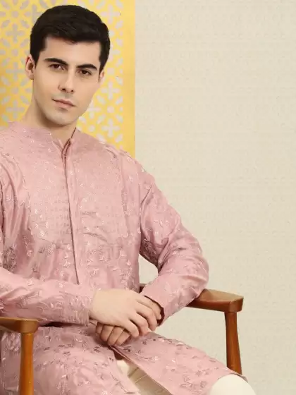 Men Embroidered Kurta - image 3