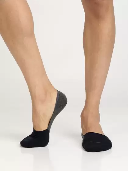 Men Pack Of 2 Solid No Show Socks - image 3