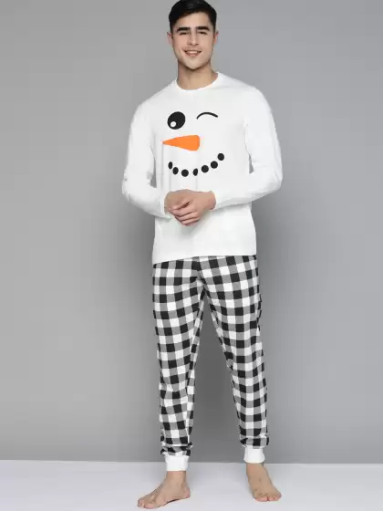Men Printed Pyjama Set - image 3