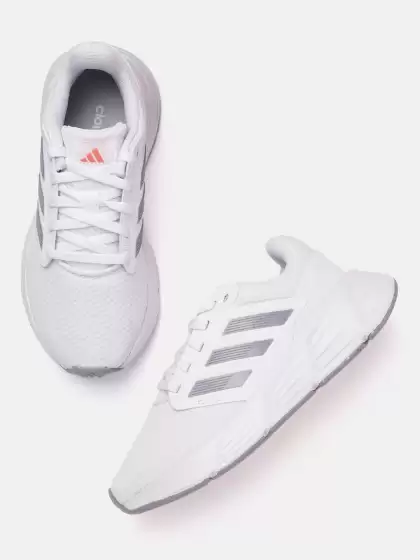 Women Woven Galaxy 6 Run Shoes - image 3