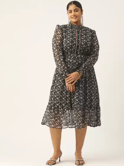 Plus Size Floral Midi Dress - image 3