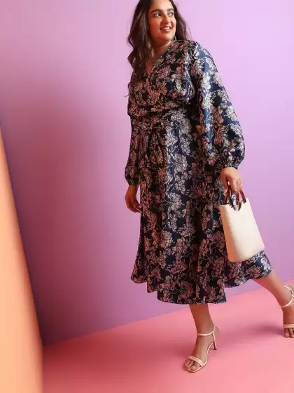 Plus Size Floral Midi Dress - image 3