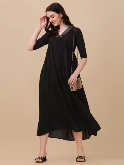 V-Neck A-Line Midi Dress - image 3