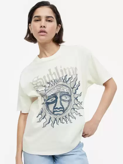 Oversized Printed T-shirt - image 3