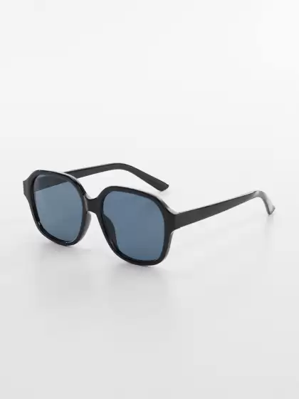 Women Oversized Sunglasses with UV Protected Lens - image 3