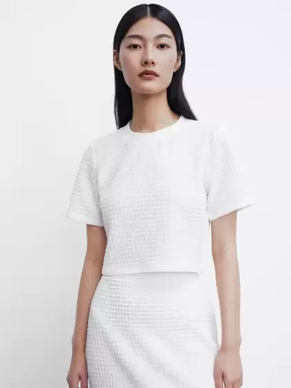 Textured Cropped T-shirt - image 3