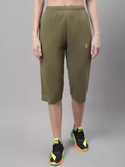 Women Solid Cotton Capris - image 3