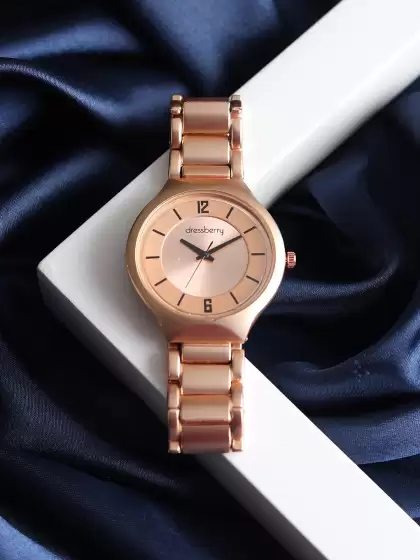 Women Analogue Watch - image 4