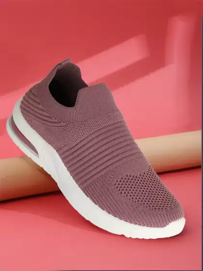 Women Flyknit Sports Shoes - image 3