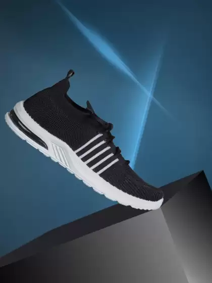 Women Flyknit Sports Shoes - image 3