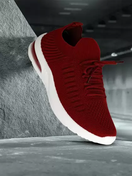 Women Flyknit Sports Shoes - image 3