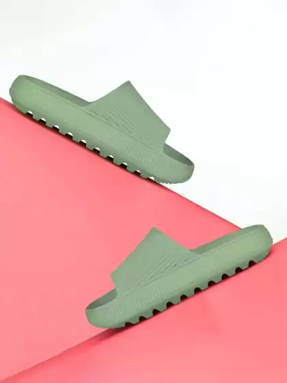 Women Lightweight Sliders - image 3