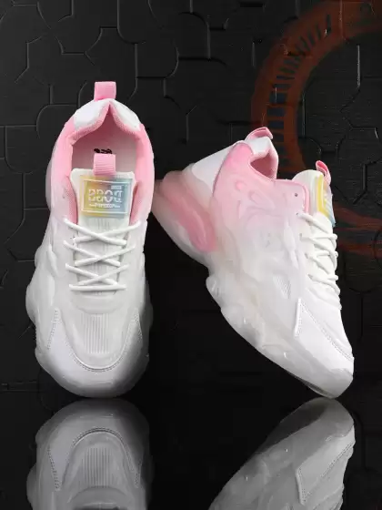 Women Colourblocke Sports Shoe - image 3