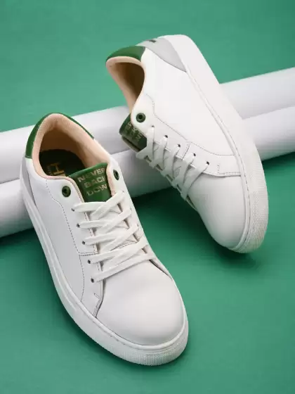 Women Printed Sneakers - image 3