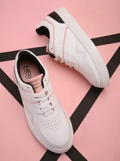 Women Lightweight Sneakers - image 3