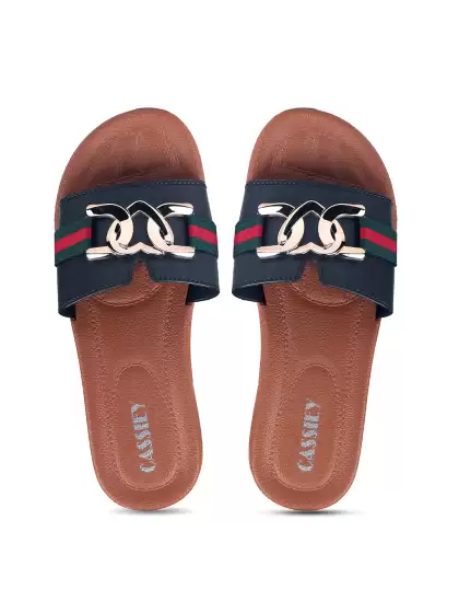 Women Embellished Rubber Sliders - image 3