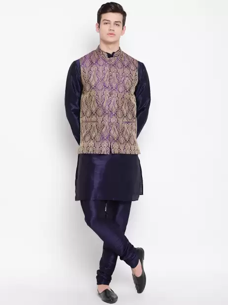 Men Solid Kurta Set - image 4