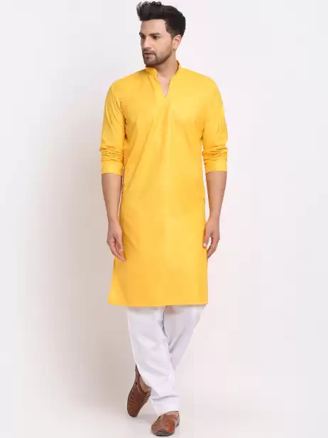 Men Solid Kurta With Pyjamas - image 4