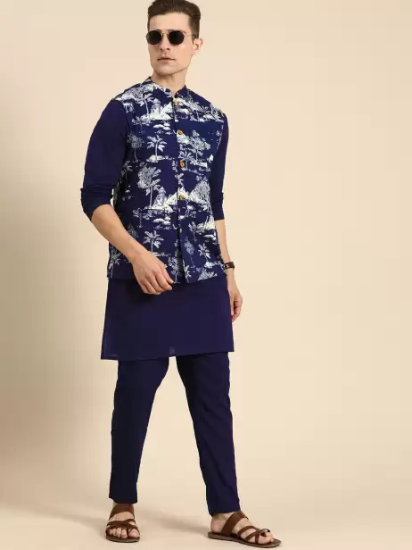 Men Printed Kurta with Trousers - image 4