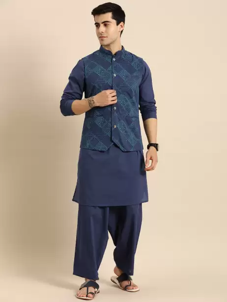 Men Kurta Sets - image 4